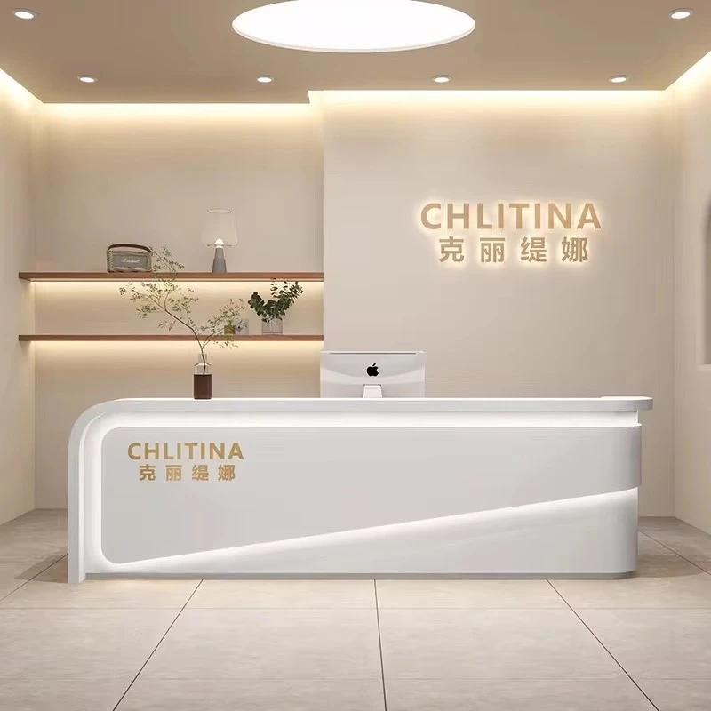 Proizvođač blagajničkih stolova