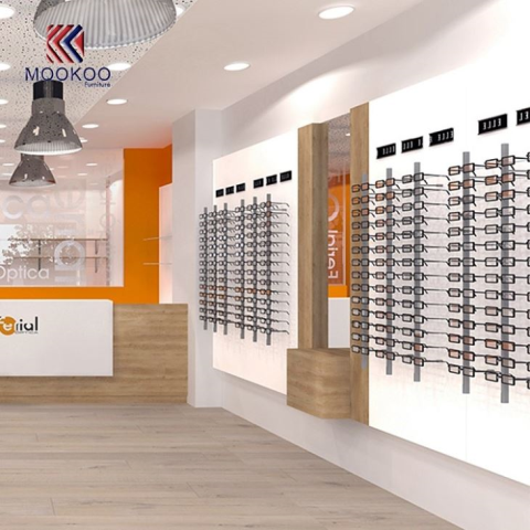 Clear Vision zidni salon za naočale s dizajnom naočala