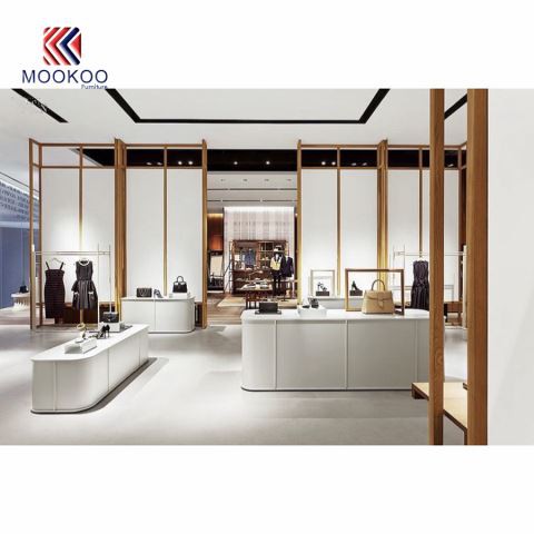 Trgovina odjećom sa zaslonom