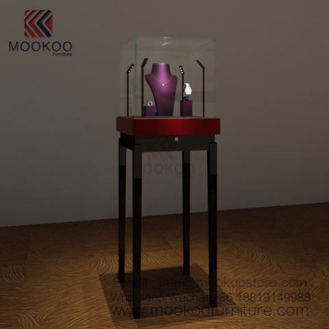 Nakit Prikaz s Spot svjetlom