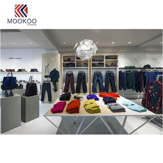 Simple Clothes Store Design