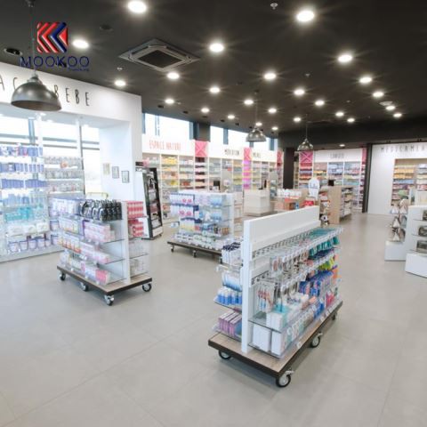 Namještaj ljekarne prilagođen modernom stilu, prikaz namještaja